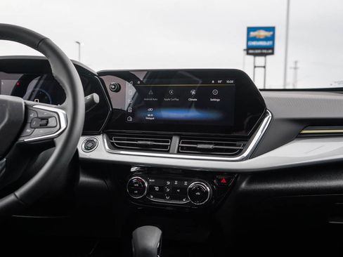 New 2026 Chevrolet Trax LT w/ Driver Confidence Package FWD image 15