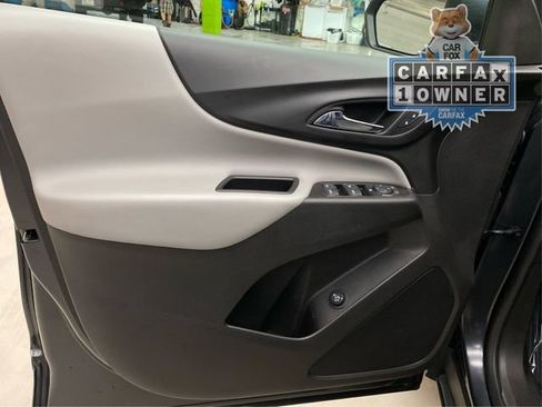 Used 2022 Chevrolet Equinox LT w/ Driver Convenience Package image 24