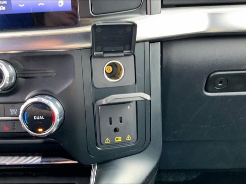 Used 2023 Ford F150 Raptor image 33