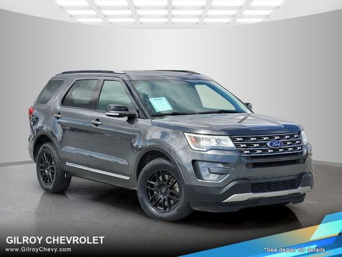 Used 2017 Ford Explorer XLT w/ Equipment Group 202A AWD/4WD image 1