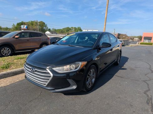 Used 2018 Hyundai Elantra SEL FWD image 3
