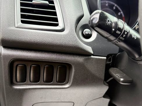 Used 2018 Mitsubishi Outlander Sport ES FWD image 21