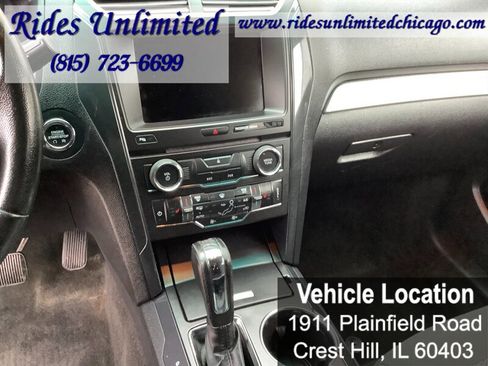 Used 2017 Ford Explorer XLT AWD/4WD image 18