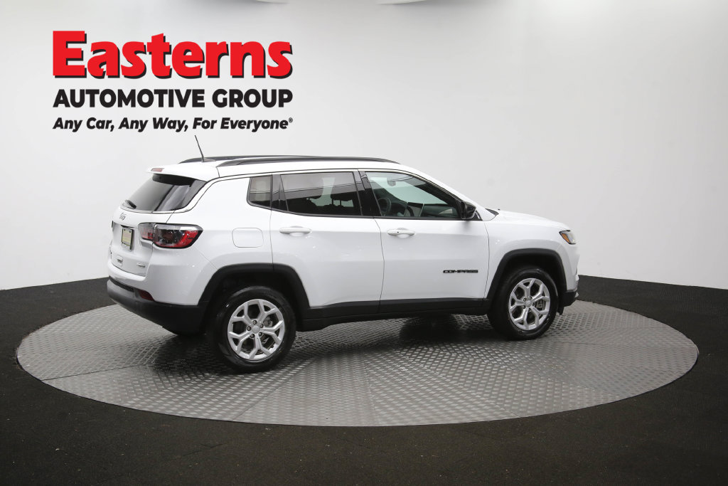 Used 2024 Jeep Compass Latitude AWD/4WD image 44