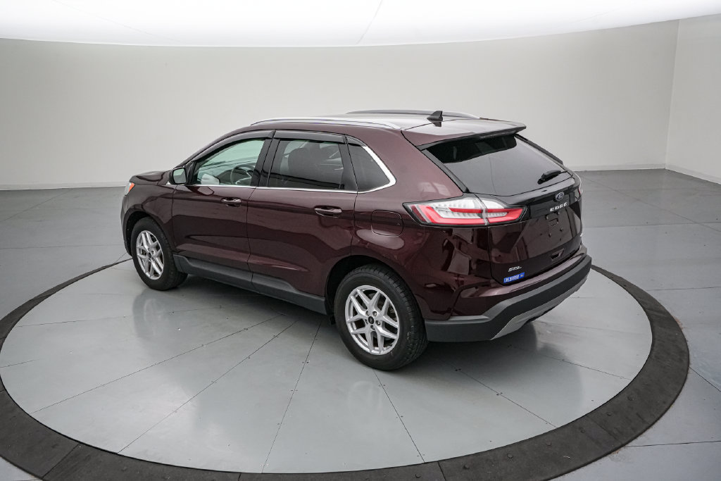 Certified 2023 Ford Edge SEL w/ Convenience Package AWD/4WD image 6