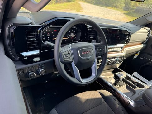 New 2026 GMC Sierra 1500 Elevation w/ Preferred Package image 3