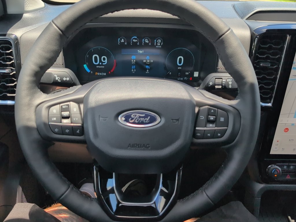 New 2026 Ford Ranger Lariat w/ Black Appearance Package AWD/4WD image 15