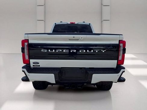 Used 2026 Ford F250 Platinum AWD/4WD image 4