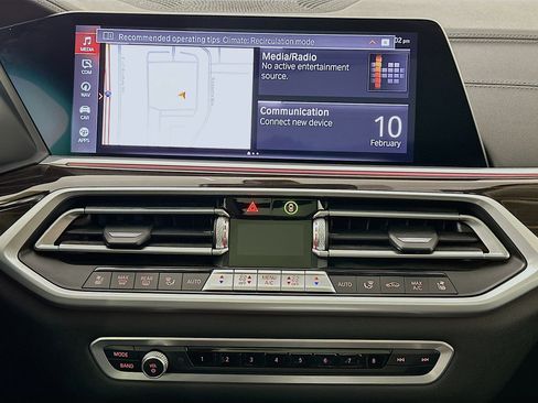 Used 2021 BMW X7 xDrive40i w/ Executive Package image 15