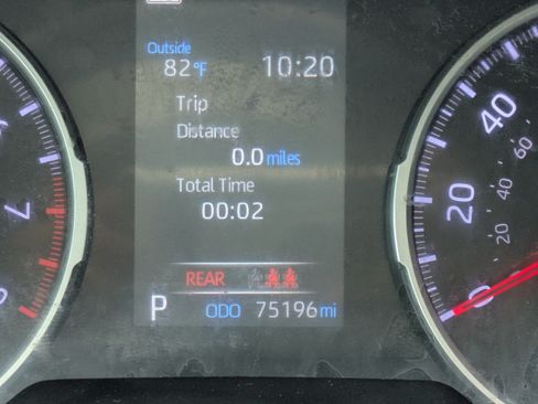 Used 2022 Toyota RAV4 XLE FWD image 23