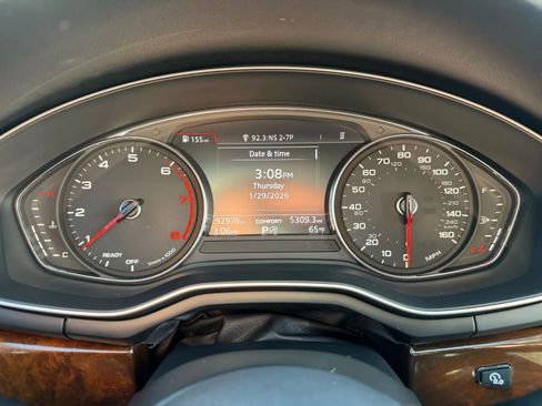 Used 2019 Audi A4 2.0T Premium w/ Convenience Package image 12