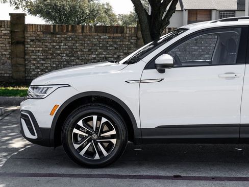 Used 2023 Volkswagen Tiguan S image 21