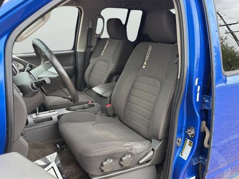 Used 2013 Nissan Frontier PRO-4X AWD/4WD image 12