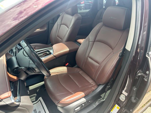 Used 2020 Buick Enclave Avenir w/ Avenir Technology Package FWD image 9