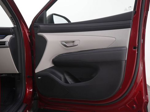 Used 2025 Hyundai Tucson Limited AWD/4WD image 7