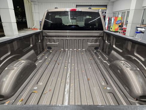 Used 2022 Ford F150 XLT w/ Trailer Tow Package image 6