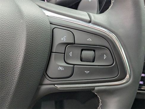 Used 2023 Buick Envision Avenir image 20