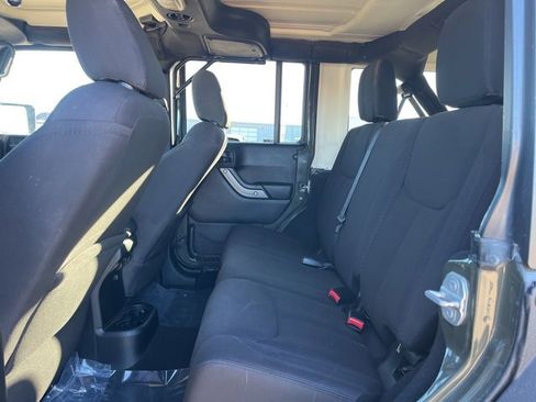Used 2015 Jeep Wrangler Unlimited Sport w/ Quick Order Package 24S image 33