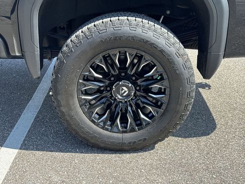 Used 2024 GMC Sierra 3500 Denali Ultimate AWD/4WD image 20