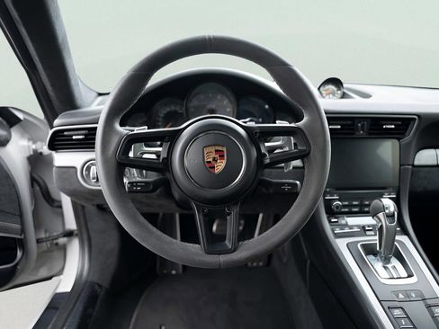 Used 2018 Porsche 911 GT3 RWD image 27