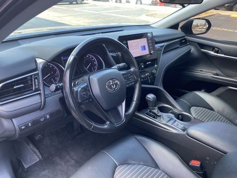 Used 2023 Toyota Camry SE image 12