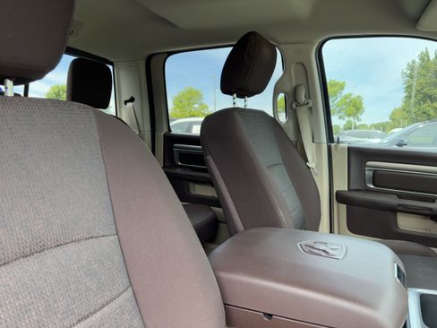 Used 2017 RAM 1500 Big Horn AWD/4WD image 34