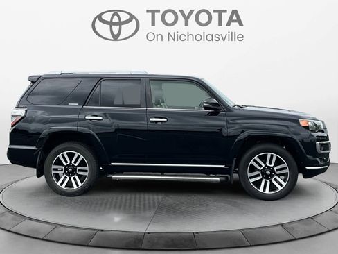 Used 2015 Toyota 4Runner Limited AWD/4WD image 7