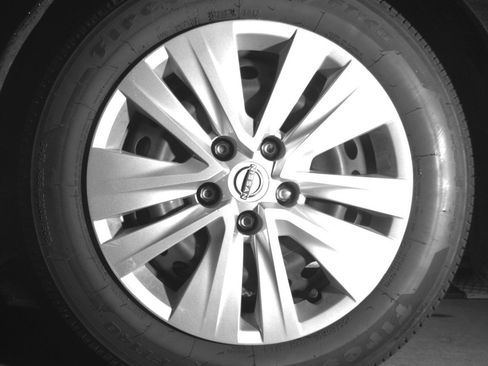 Used 2025 Nissan Sentra S FWD image 12