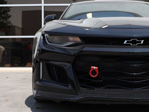 Used 2018 Chevrolet Camaro ZL1 RWD image 44