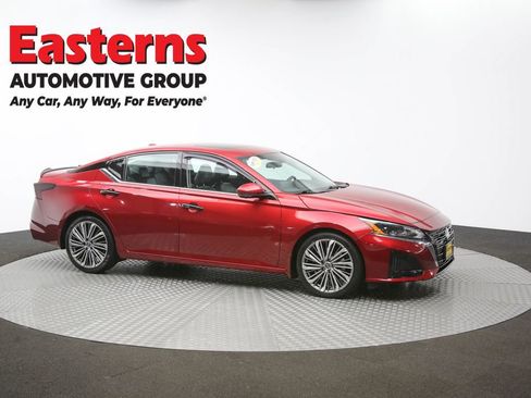 Used 2023 Nissan Altima 2.5 SL FWD image 47