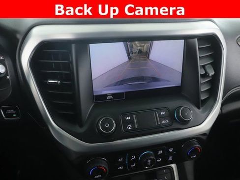 Used 2023 GMC Acadia SLT image 24