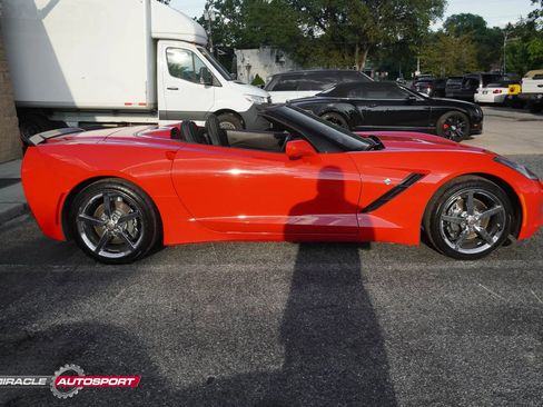 Used 2014 Chevrolet Corvette Stingray Convertible image 8
