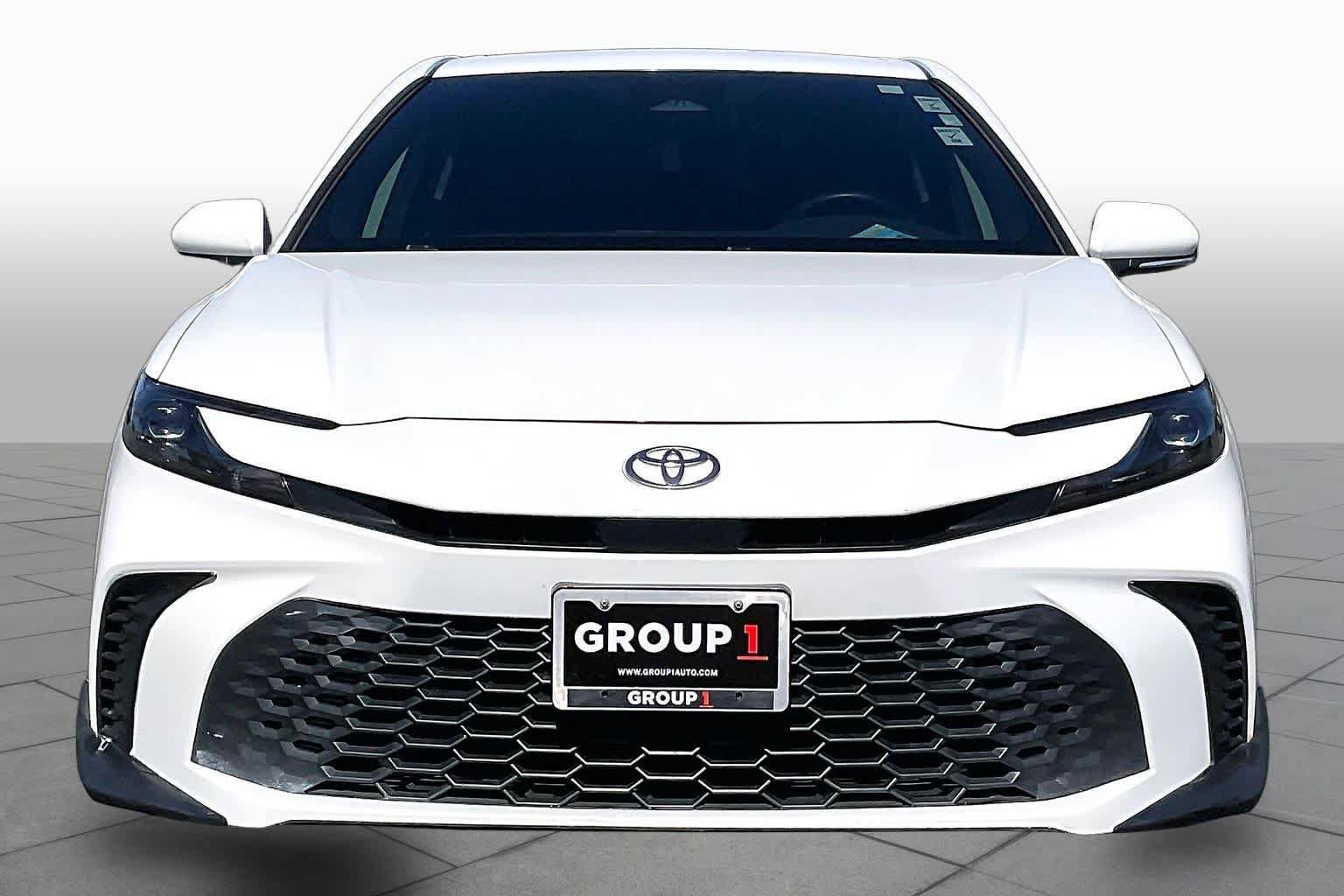 Certified 2025 Toyota Camry SE w/ Convenience Package FWD image 3