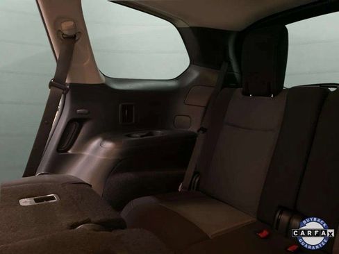 Used 2019 Nissan Pathfinder SV image 78