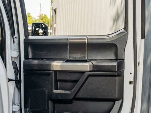 Used 2019 Ford F150 Raptor AWD/4WD image 38