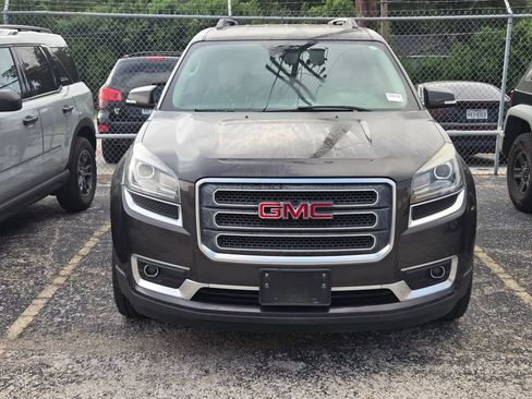 Used 2017 GMC Acadia Limited SLT FWD image 2