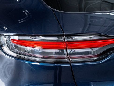 Used 2021 Porsche Macan S image 23