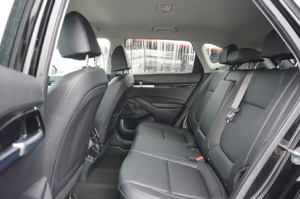 Used 2025 Kia Seltos EX AWD/4WD image 24