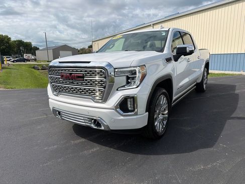 Used 2022 GMC Sierra 1500 Denali w/ Denali Reserve Package AWD/4WD image 8
