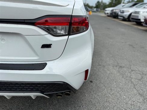 Used 2021 Toyota Corolla SE FWD image 23