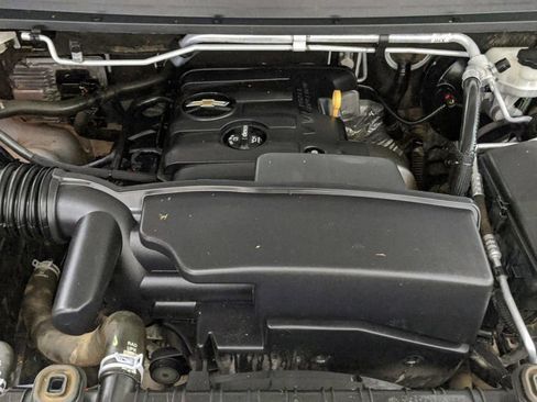 Used 2018 Chevrolet Colorado W/T w/ WT Convenience Package AWD/4WD image 40