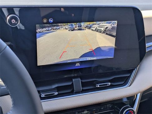 New 2026 Chevrolet Equinox ACTIV w/ Convenience Package III image 19