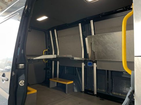 Used 2018 Mercedes-Benz Sprinter 144 Cargo image 20