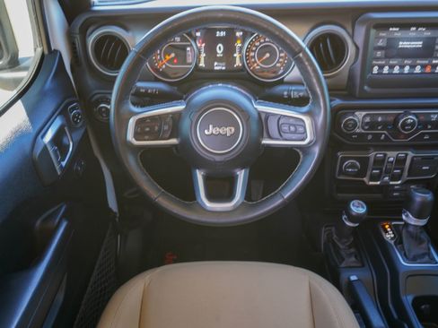 Used 2020 Jeep Gladiator Sport w/ Quick Order Package 24S image 22