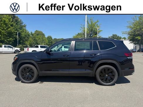 New 2026 Volkswagen Atlas SE AWD/4WD image 2