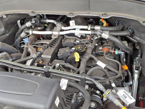 Certified 2024 Ford Explorer XLT w/ Equipment Group 202A image 28