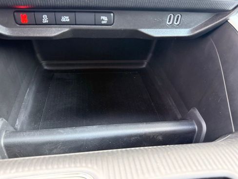 New 2026 Jeep Cherokee Overland image 16