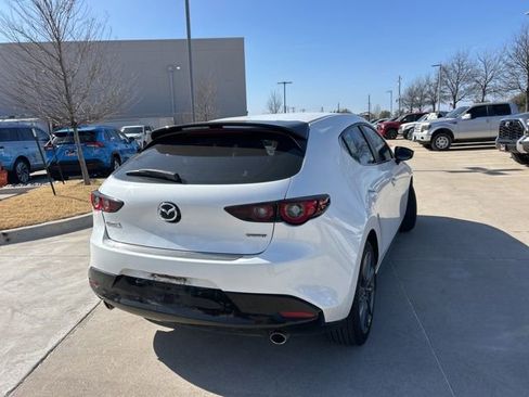 Used 2022 MAZDA MAZDA3 s image 3