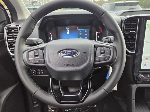 New 2025 Ford Ranger XLT w/ FX4 Off-Road Package image 14