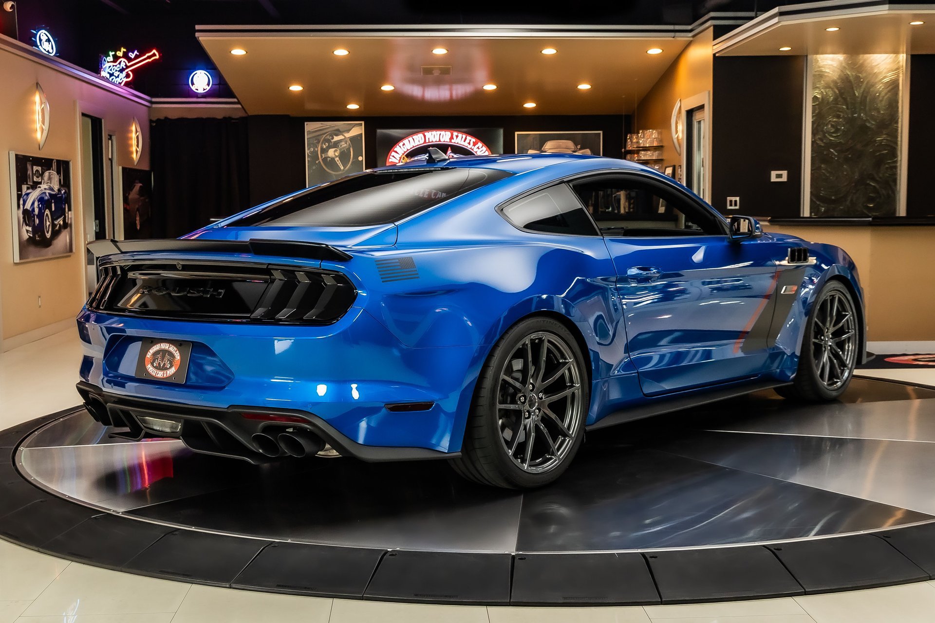 Used 2021 Ford Mustang GT Premium w/ GT Performance Package RWD image 12